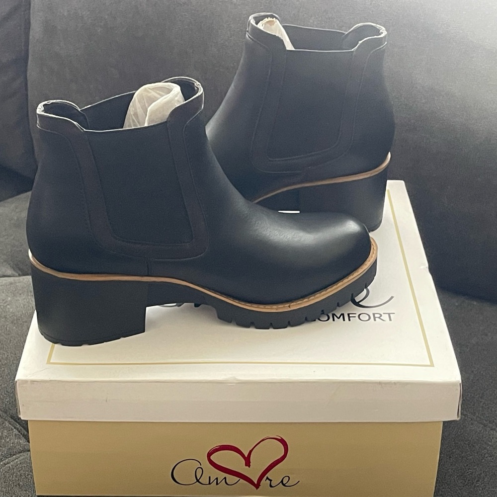 Mia New Black Women's Ankle Boots